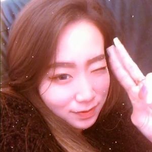 Meet your Posher, Caroline